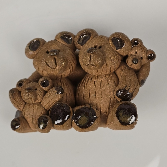 Adorable Brown Bear Figurine Family - Picture 9 of 9